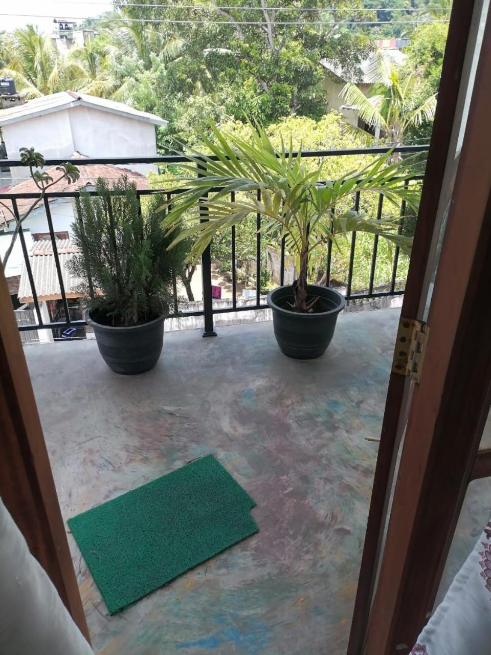 Jungle House Apartment Unawatuna Bagian luar foto
