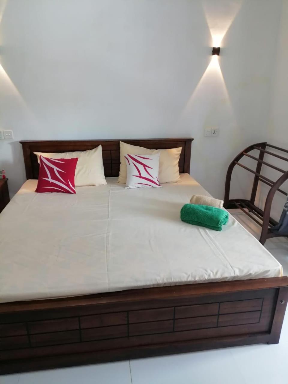 Jungle House Apartment Unawatuna Bagian luar foto